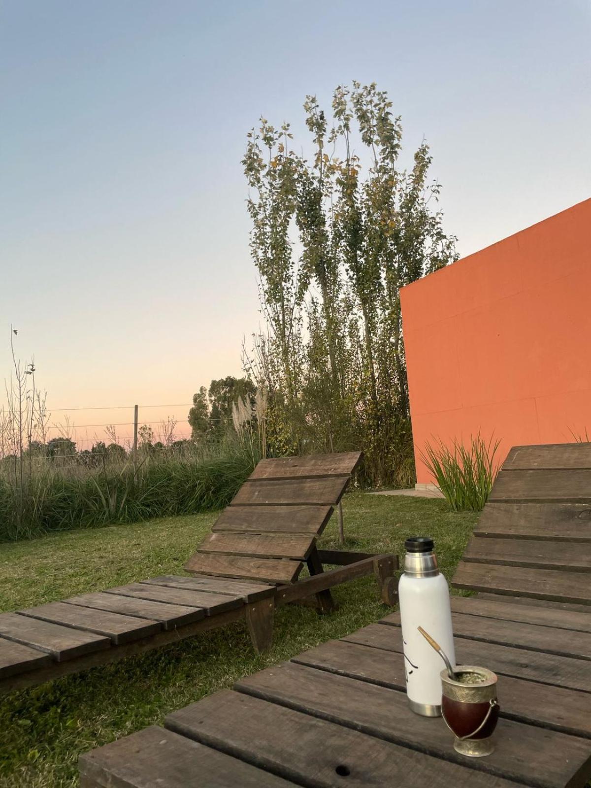 La Narcisa Villa Pehuajo Exteriör bild